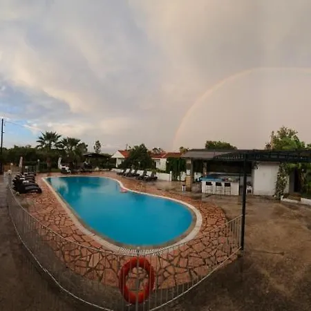 Palmyra Apartmanhotel Kávosz